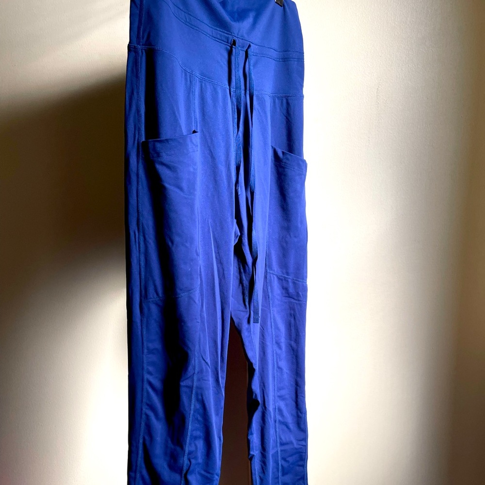 Fabletics man pants II navy blue - medium